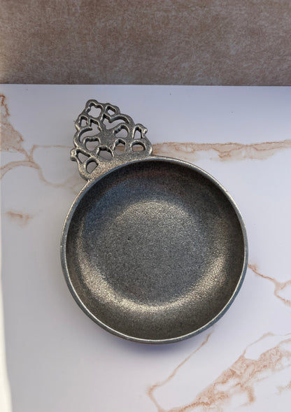 York Metal crafters Pewter Porringer Dish