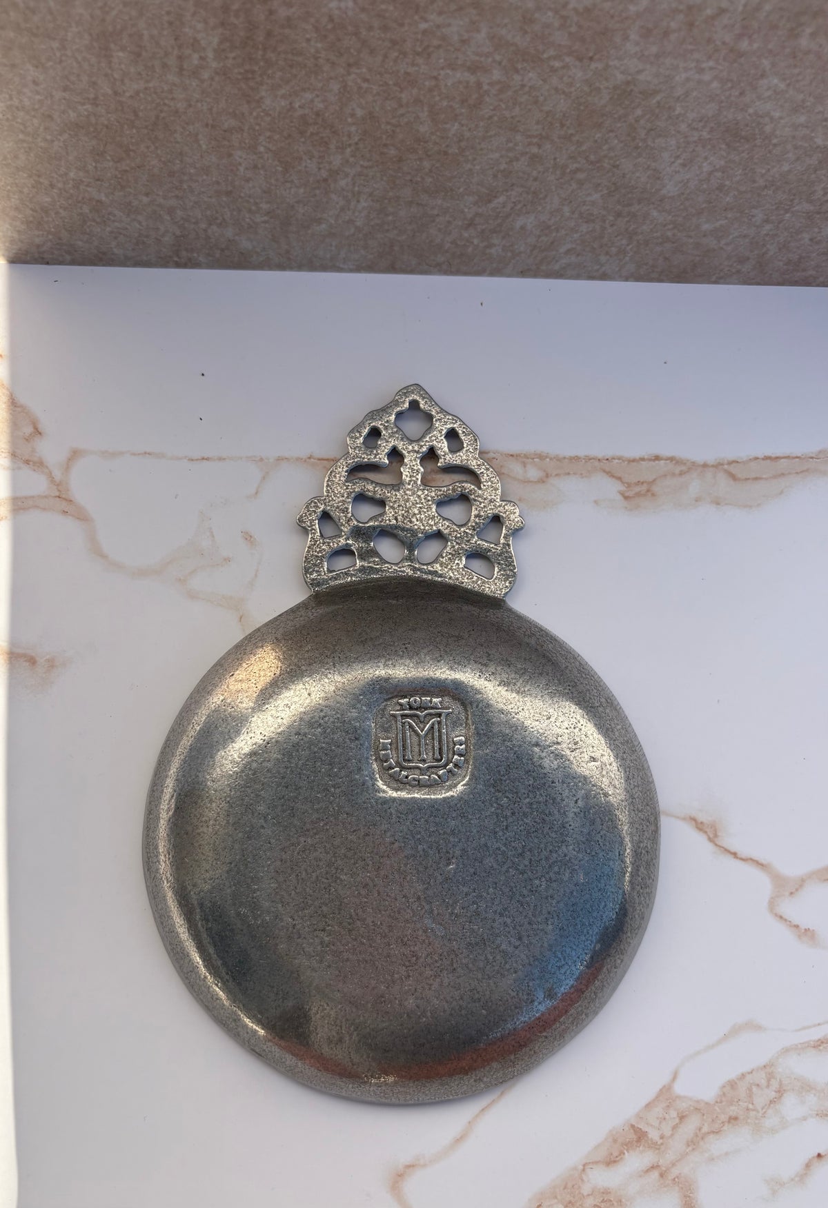 York Metal crafters Pewter Porringer Dish