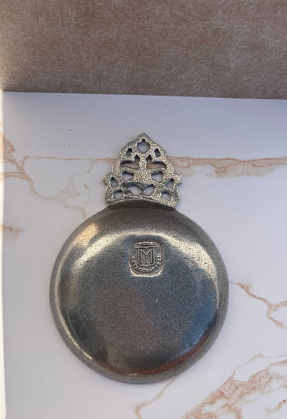 York Metal crafters Pewter Porringer Dish